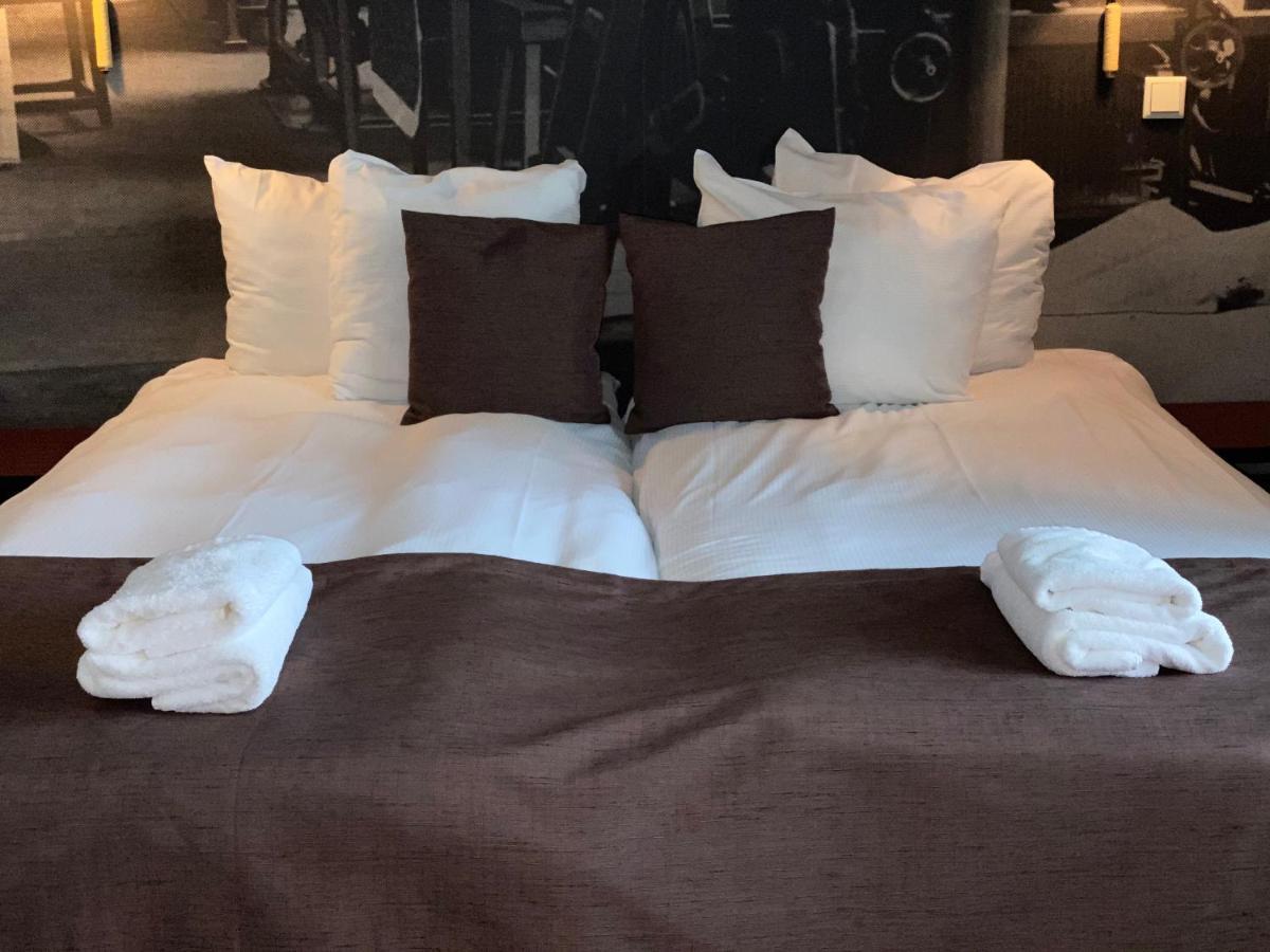 Hotel Nijver Geldrop Eksteriør bilde